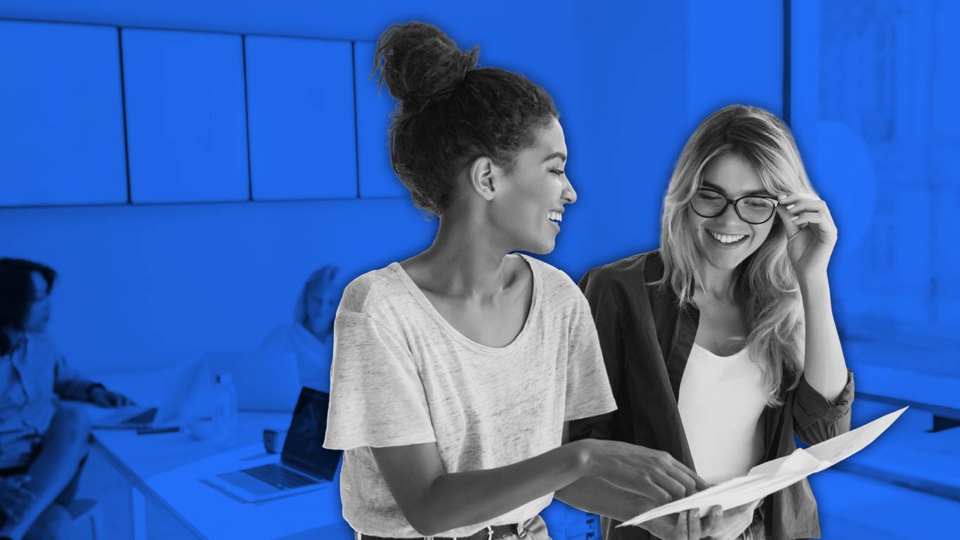 blog life women in office